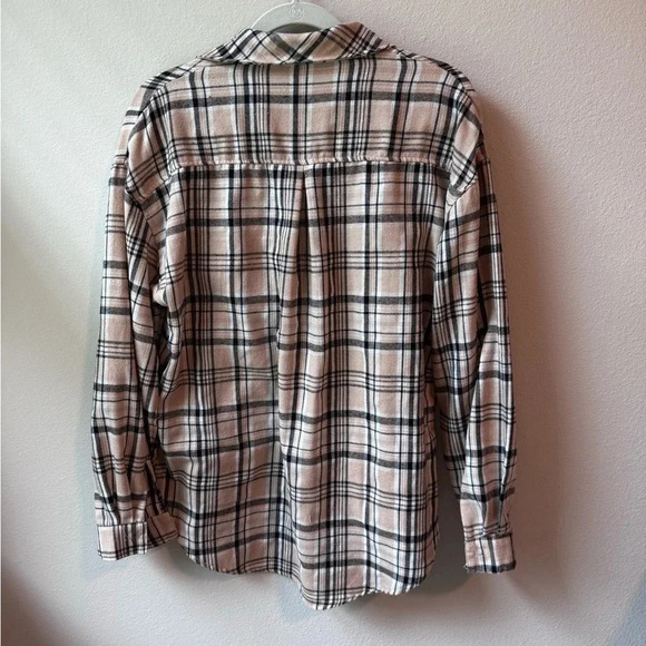 Women’s Plaid Button-Down Shirt - tan, black and white, size M - Picture 3 of 6